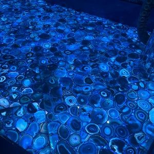 Meet your Posher, Antonieta